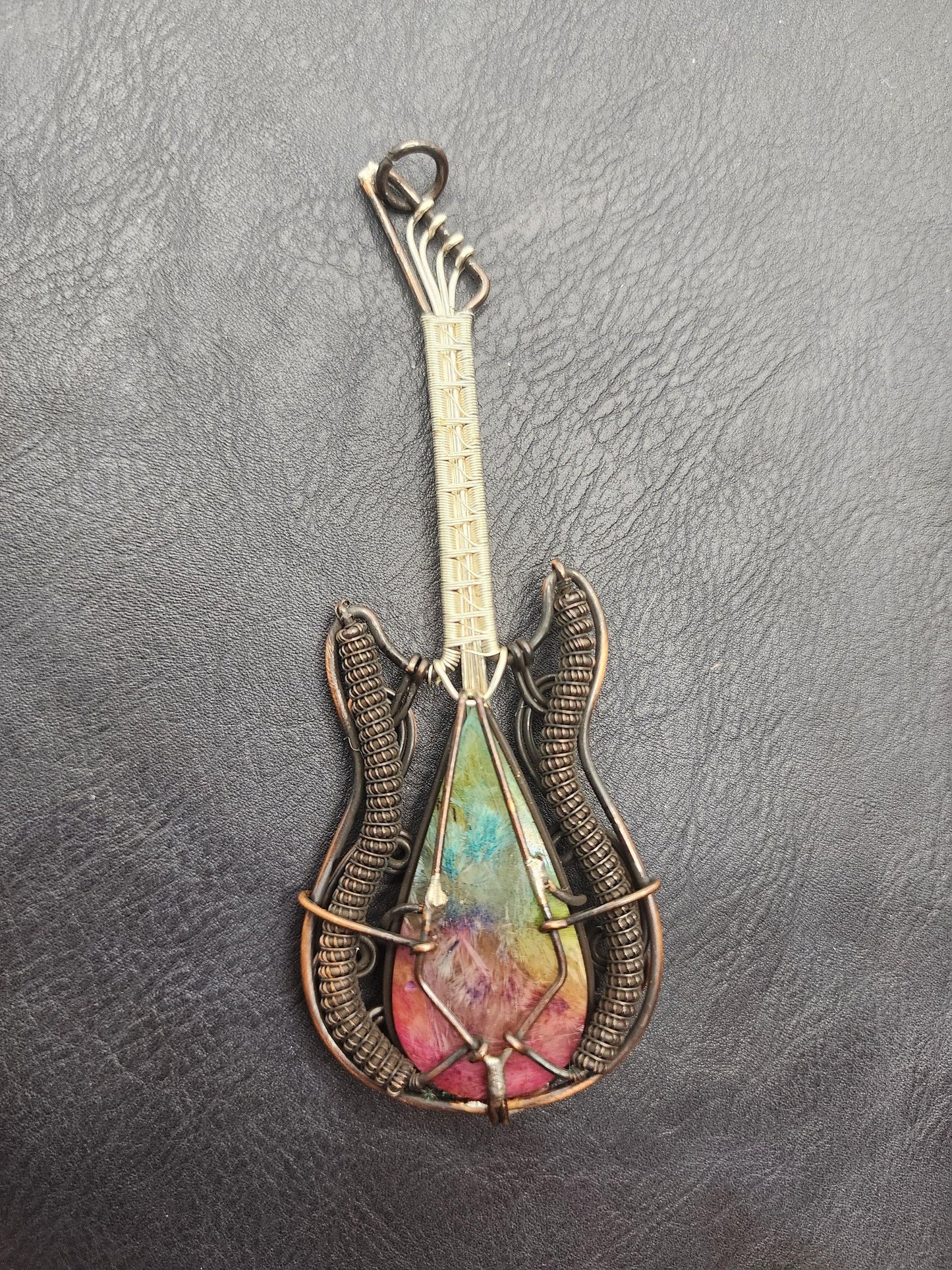 Wire Wrapped Guitar with Dyed Plume Agate Stone - SG6 - Beaunique Boutique