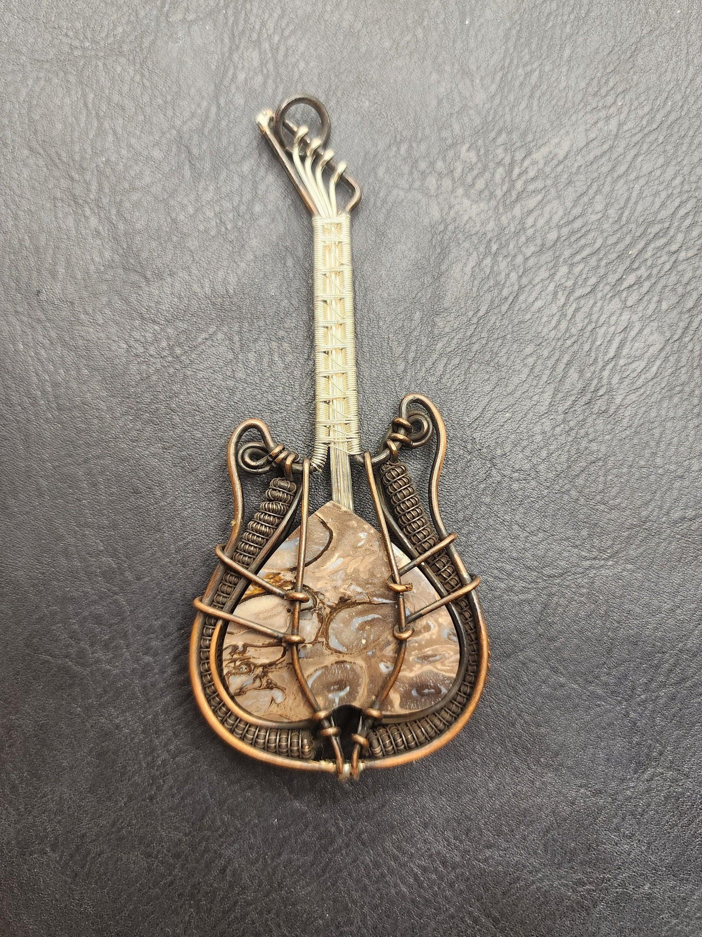 Wire Wrapped guitar with Jasper stone - Beaunique Boutique