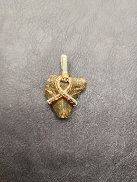 Wire Wrapped Shark Tooth - ST15 - Beaunique Boutique